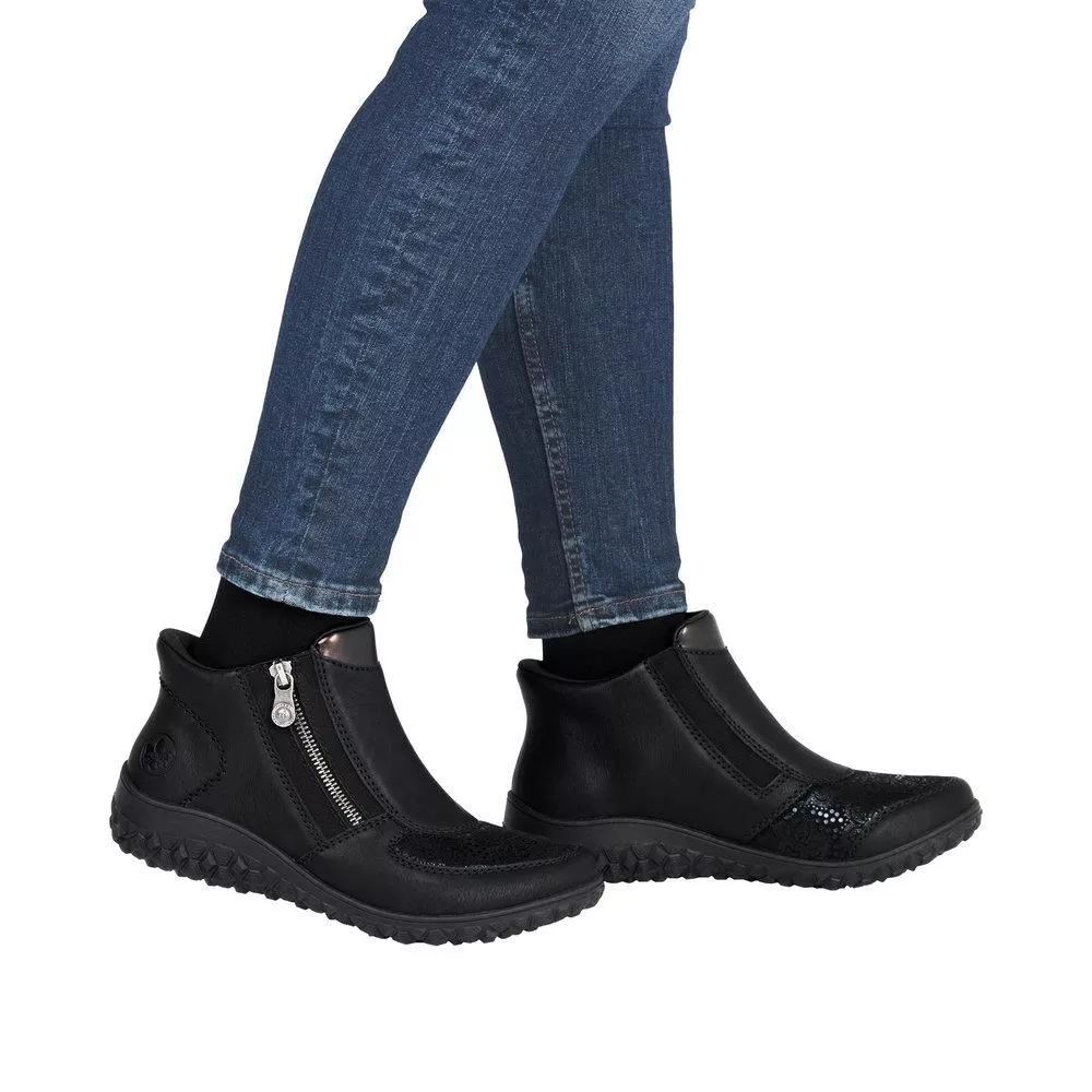 Botki RIEKER 59558-00 black
